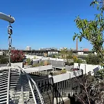 Penthouse Living Mitte 公寓