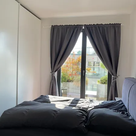 Tolles Penthouse In Mitte Daire *
