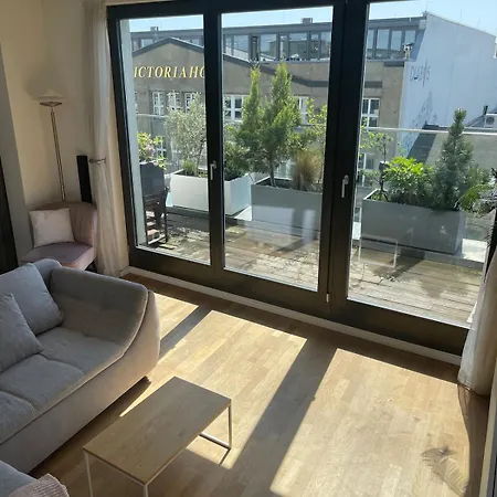 Penthouse Living Mitte
