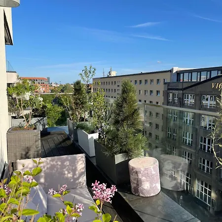 Penthouse Living Mitte شقة *